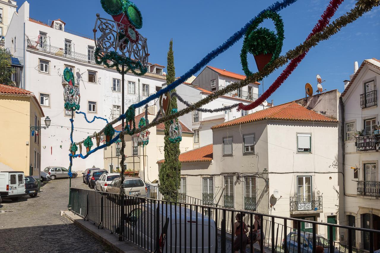 Design Apartment In Typical Alfama Lissabon Exterior foto