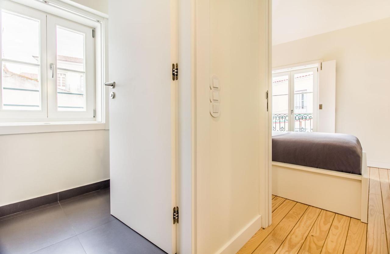 Design Apartment In Typical Alfama Lissabon Exterior foto